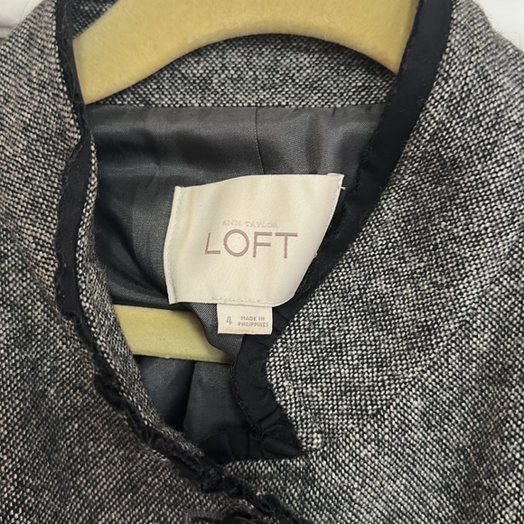 Beautiful charcoal grey & black tweed button up coat with lovely details sz4🖤 - Picture 3 of 8